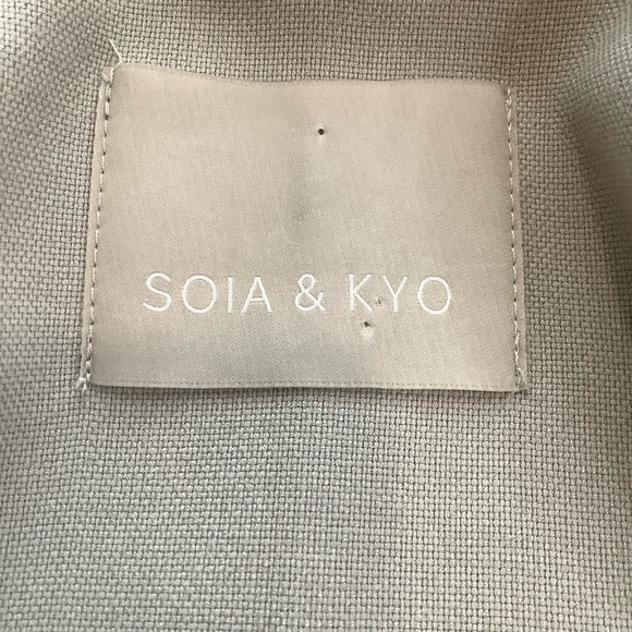 SOIA & KYO Light Gray Asymmetric Cinch Waist Blazer/Jacket - Picture 11 of 16